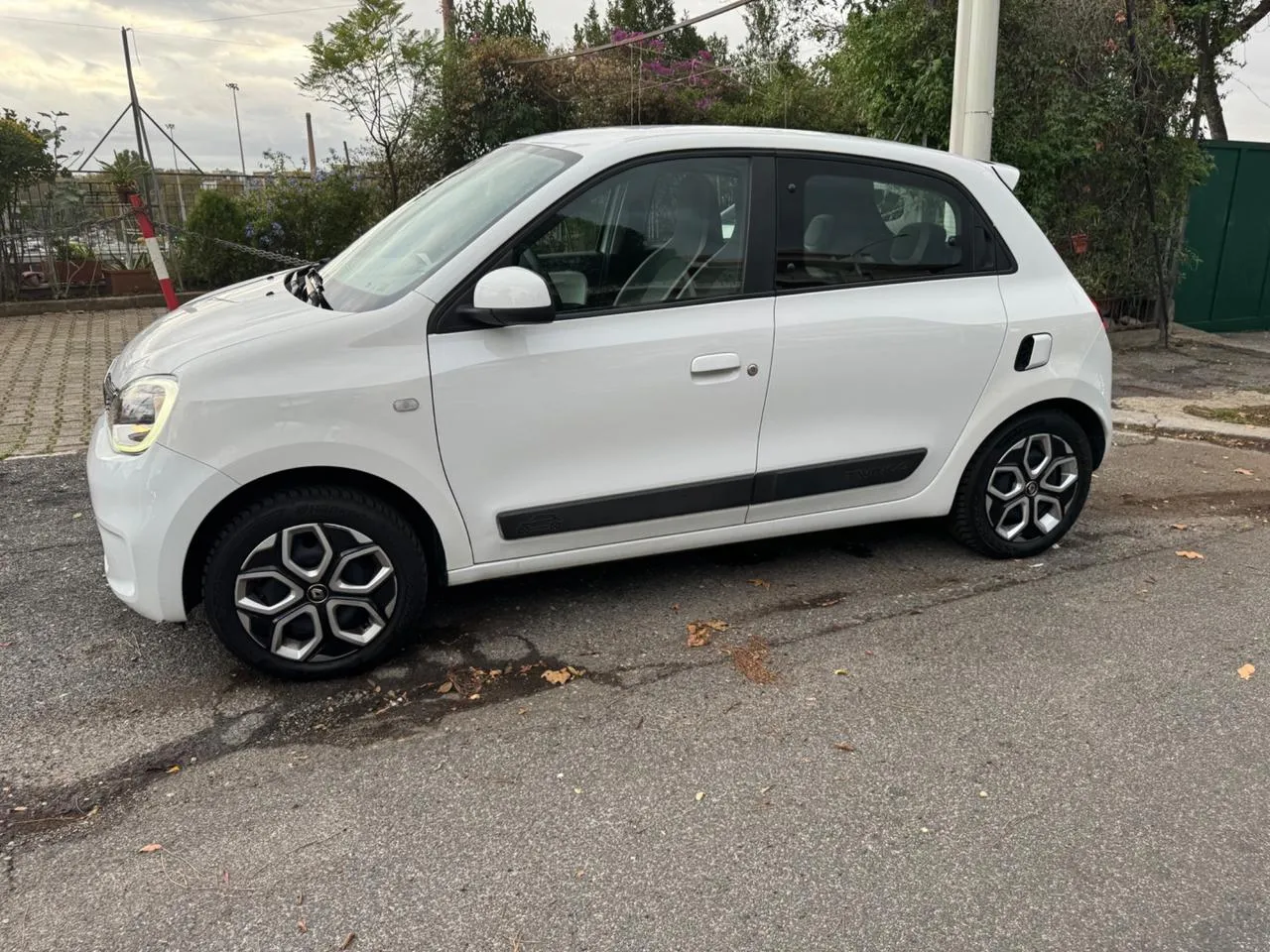 RENAULT Twingo SCe 65 CV Intens Image 3