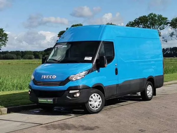 Iveco Daily 35S18 3.0L Hi-Matic Image 2